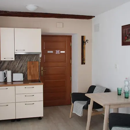 Pink House Apartman